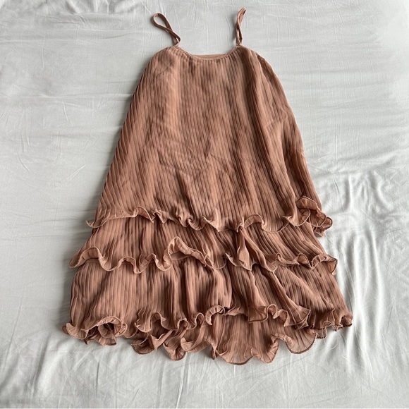 ASOS pink chiffon dress - Picture 2 of 4